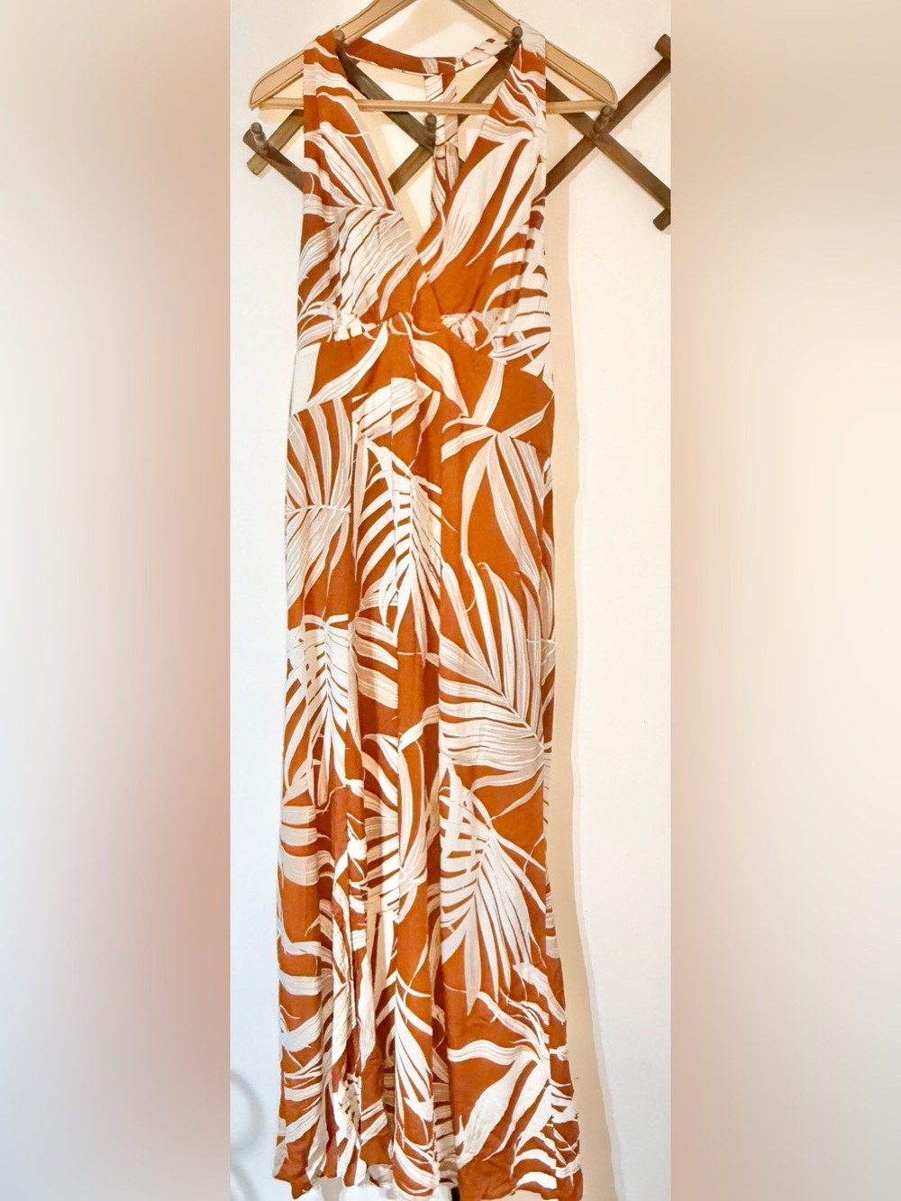 MSK Maxi Dress with White Tropical Leaf Print open back slit size XL